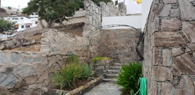 Lovely 2 bedroom house with private garden — 写真 8