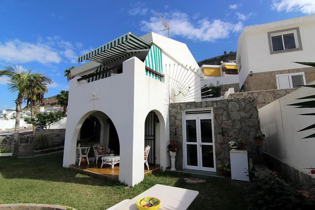 2ベッドルームヴィラ — Lovely 2 bedroom house with private garden