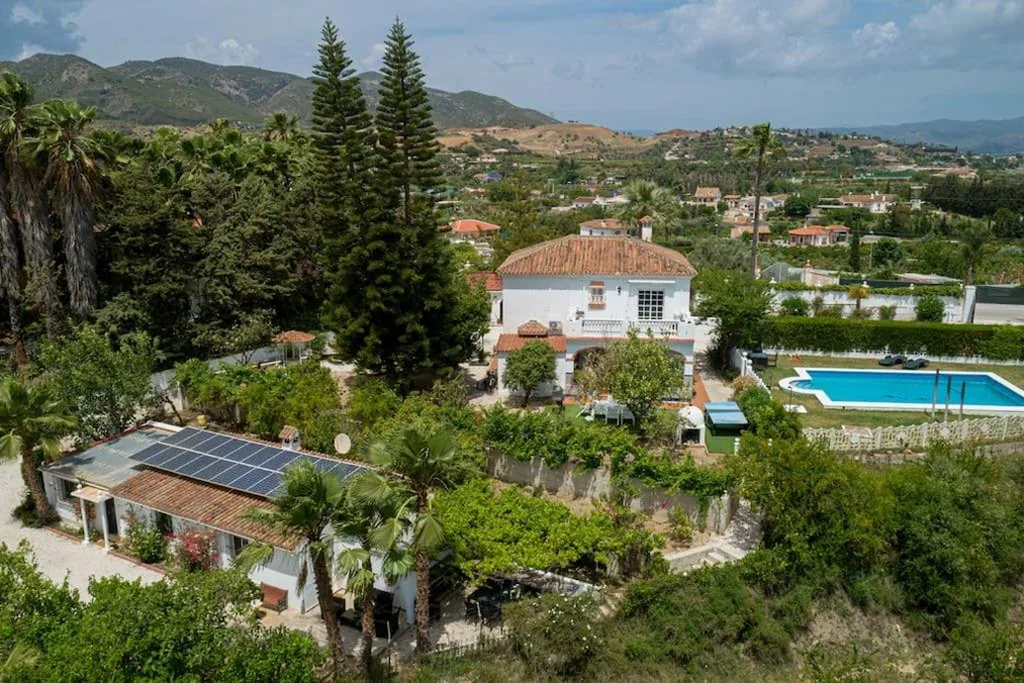 一卧室别墅 — Lovely holiday residence - delicious pool and Padel - 6 bedrooms