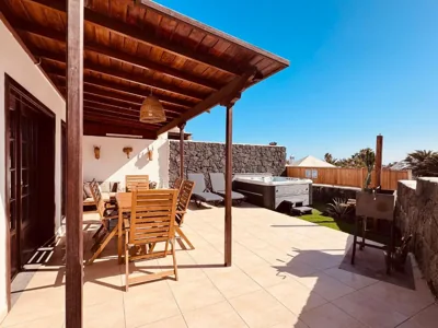 Lovely Villa Atienza 99, private hot tub, communal pool — foto 6