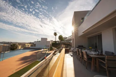 Lovely villa with uninterrupted sea view — Foto 10