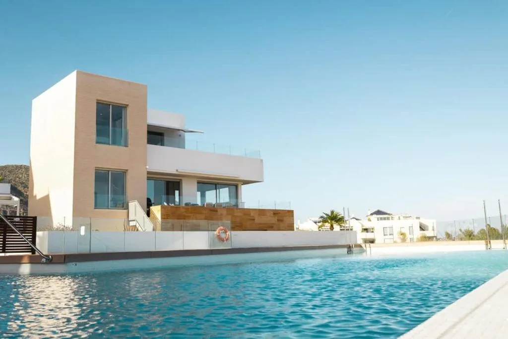 Villa — Lovely villa with uninterrupted sea view