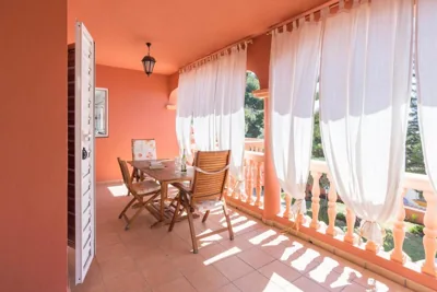 LU&CIA VILLA CANDADO — photo 8