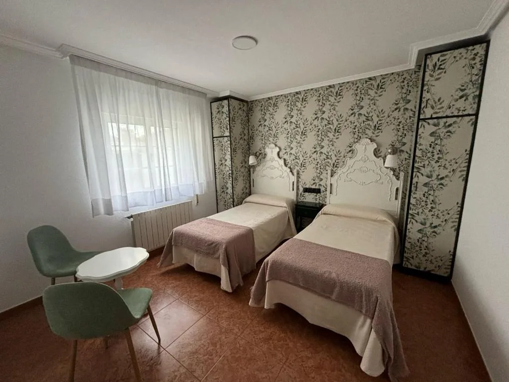 Doppelzimmer mit 2 Einzelbetten — Luarca Zabala
