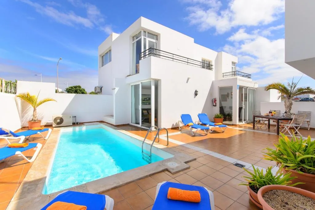 Villa — Luis iii