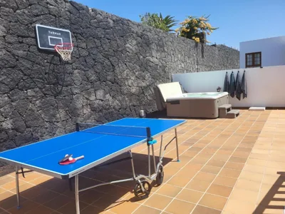 Lujosa Villa 4 hab Piscina, Jacuzzi y Vistas Mar — foto 8