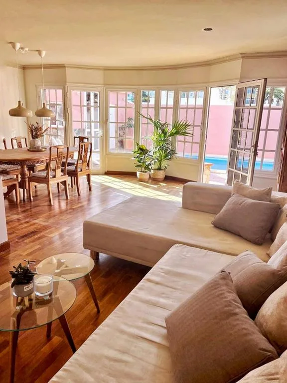 Villa — lujosa villa con piscina privada
