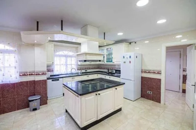 lujosa villa en Alhaurin de la Torre 7 dormitorios — foto 5
