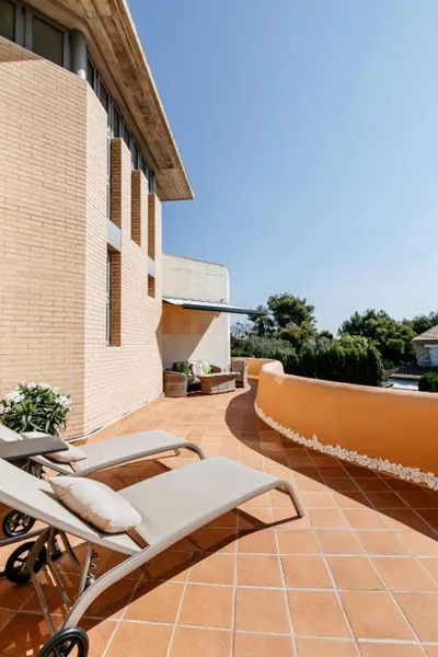 Lushville - Luxurious Villa with Pool in Valencia — photo 9