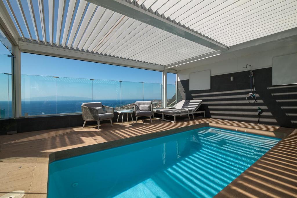 LUX private villa with heated pool and amazing ocean view THE VIEW TENERIFE