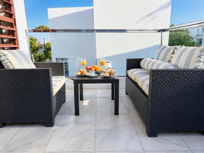 Lux Villa with Year-Round Heated Pool & Game Room — photo 11