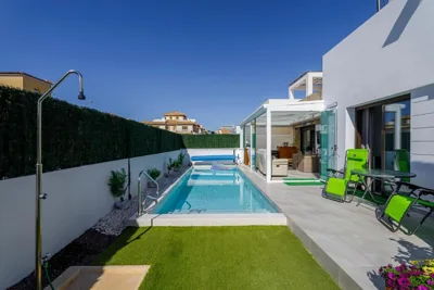 Luxe villa met verwarmd zwembad — foto 4