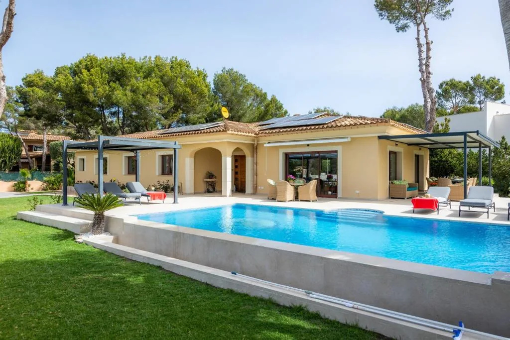 花园景别墅 — Luxurious villa Sol de Mallorca