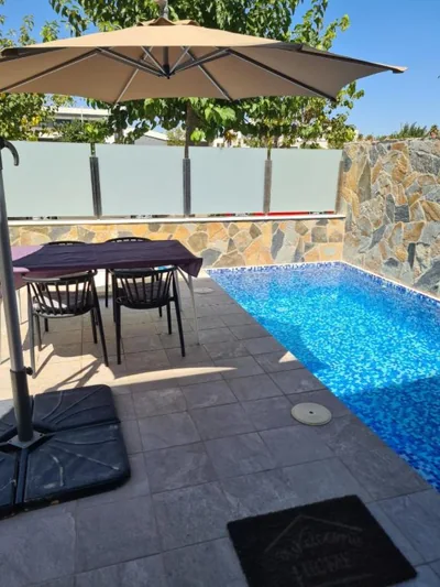 LUXURY 3 BED, 2 BATH DETACHED VILLA, PRIME LOCATION, ONLY 400 MTRS TO THE BEACH — foto 11