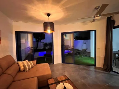 Luxury 3-bedroom villa with heated private pool - in Marina Rubicon, Playa Blanca, Lanzarote — foto 6