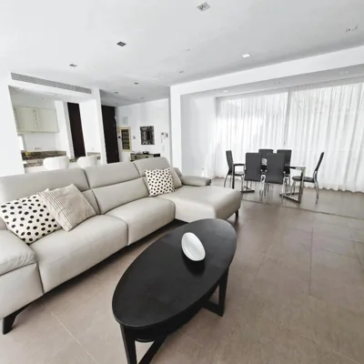 Luxury BKM in Playa del Duque — photo 12