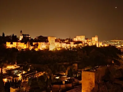 Luxury Cave 100m super terraza vistas Alhambra WIFI — 写真 9