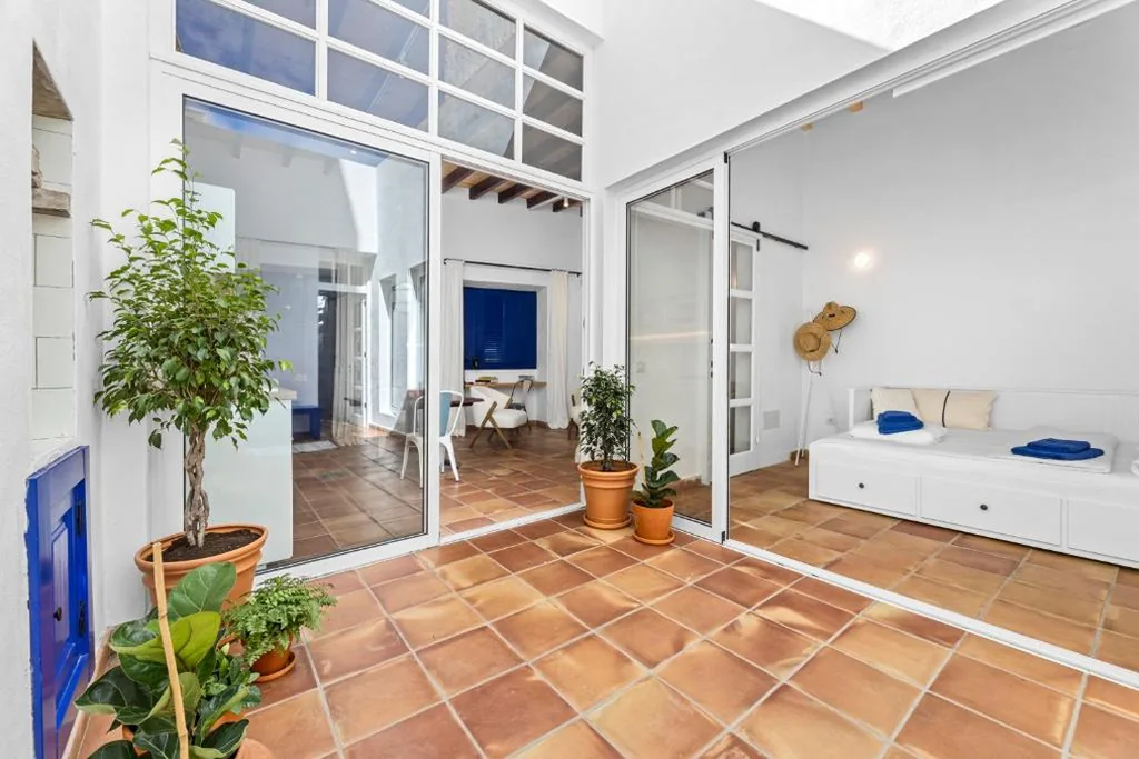 Luxury House Grand Central