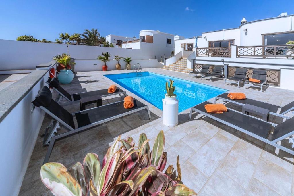 Luxury House Panoramic Sea Views