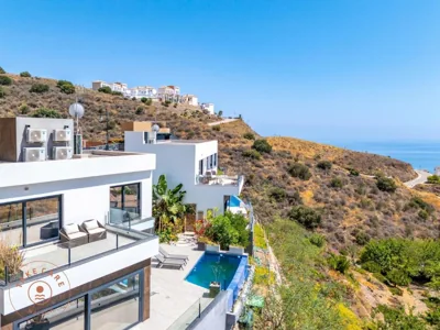 Luxury Seaview Villa Celeste - TCM — foto 7