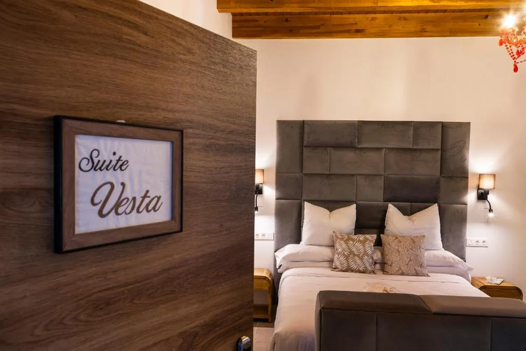 Suite Vesta — Luxury Suites El Encanto del Pinar