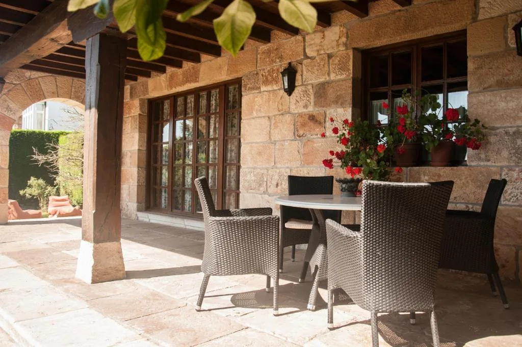Villa con piscina privata — Luxury Villa Esmeralda