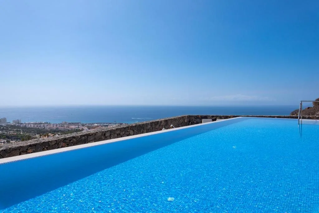 Villa de lujo con piscina privada - Maria — Luxury Villa Maria private heated pool Free Car except Christmas