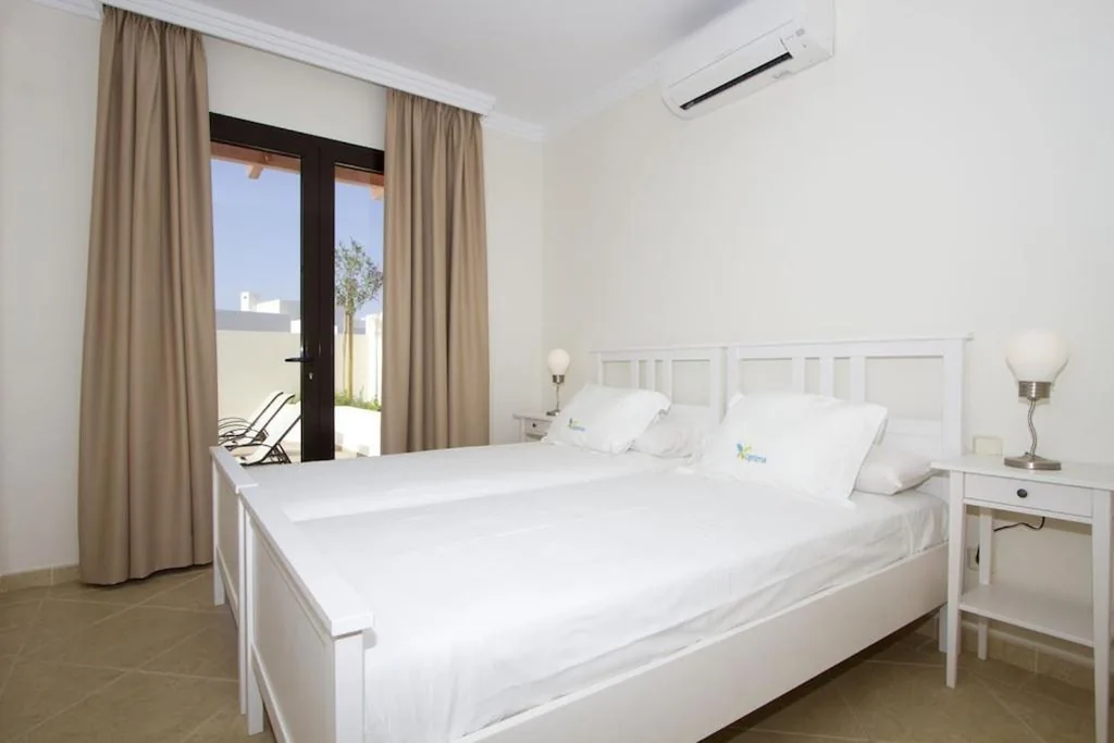 Luxury Villa Near beach 1km Swimming pool Tennis court Great for all ages