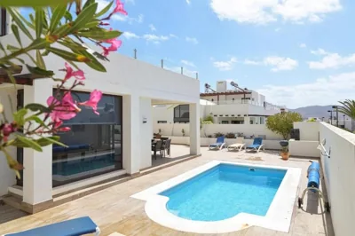 Luxury Villa Near beach 1km Swimming pool Tennis court Great for all ages — foto 4