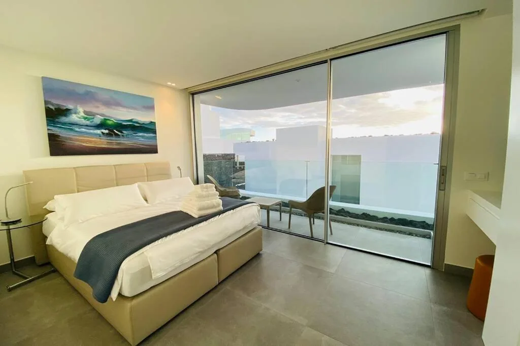 Luxury Villa - new building with panoramic sea view