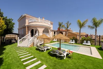 Luxury Villa Paraiso Alicante - Piscina Salada Climatizada, Chimenea, gymnasio, despacho, Fútbol , Golf , BBQ , Netflix — foto 4