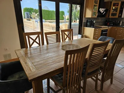 Luxury Villa - pool, hot tub, aircon, TVs, home cinema, office, Gbit Internet, sports equipment — foto 11