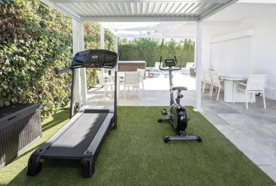 Luxury Villa Sleeps 15, Heated Pool, Jacuzzi, Sauna, & Gym — Foto 5