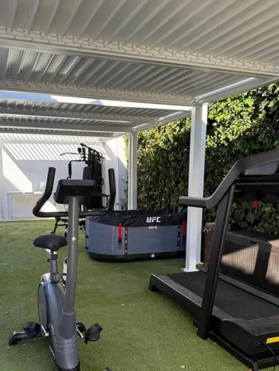 Luxury Villa Sleeps 15, Heated Pool, Jacuzzi, Sauna, & Gym — Foto 8