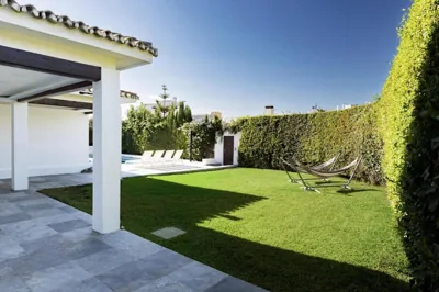 Luxury Villa Sleeps 15, Heated Pool, Jacuzzi, Sauna, & Gym — Foto 9
