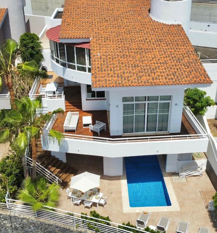 别墅 — Luxury Villa Taoro private heated pool Free Car Except Christmas