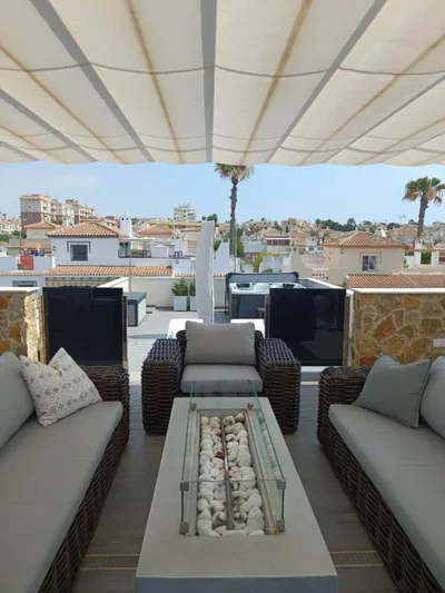 Luxury Villa with Heated Pool, Jacuzzi & Rooftop Lounge PMT22 — 照片 4