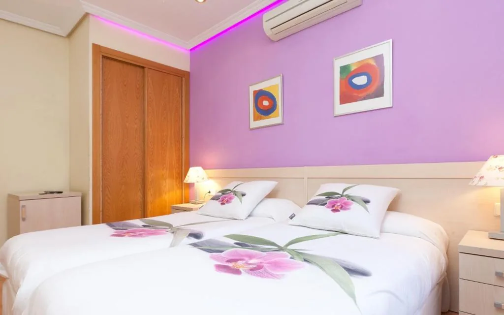 Habitación Doble Superior - 1 o 2 camas — Luz Madrid Rooms