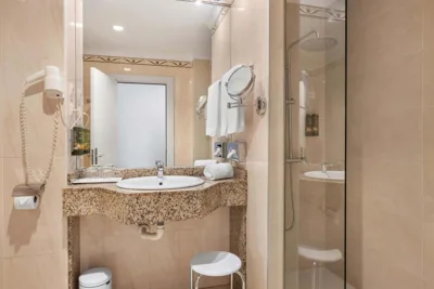 Mac Puerto Marina Benalmádena — foto 3