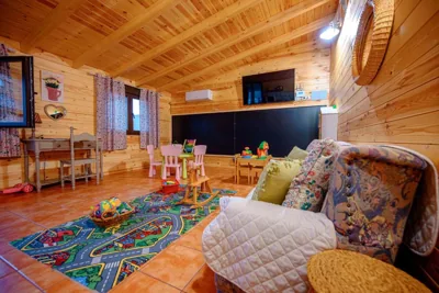 Madera y Miel Casa Rural con niños en Puy du Fou — foto 2
