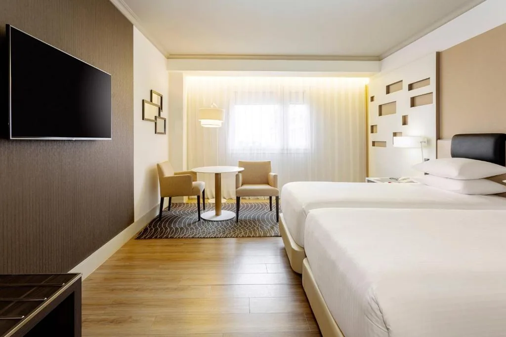 Habitación Doble Premium - 2 camas — Madrid Marriott Auditorium Hotel & Conference Center