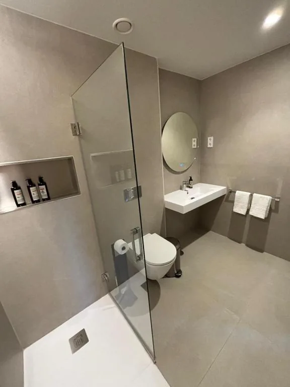 Camera Premium — Madrid Suites Moncloa-Aravaca, SOLO CHECK IN ON LINE - PARKING GRATUITO