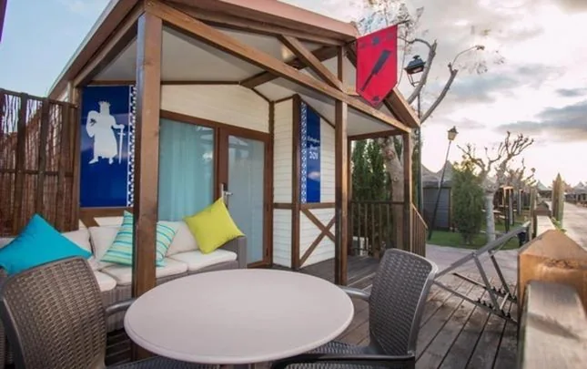 Bungalow de 2 dormitorios (3 adultos + 1 niño) — Magic Robin Hood