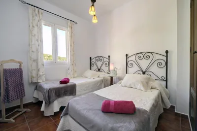 Magnífica casa con piscina privada — foto 2