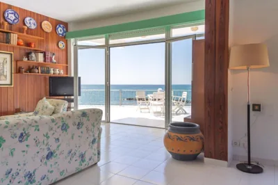 Magnifica VILLA AIREOLA frente al mar — foto 6