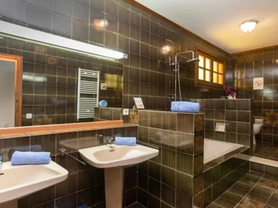 Magnífica villa con piscina en zona bosque Sant Jordi de Alfama — photo 3