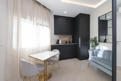Málaga BOUTIQUE Luxury Jacuzzi - by N&N LUXE PROPERTIES — 照片 4