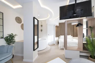 Málaga BOUTIQUE Luxury Jacuzzi - by N&N LUXE PROPERTIES — 照片 7