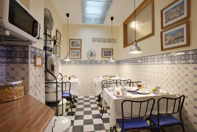 Málaga Lodge Guesthouse — foto 5