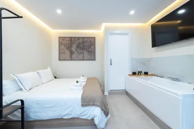 Málaga LUXURY Apartment Jacuzzi - by N&N LUXE PROPERTIES — foto 3